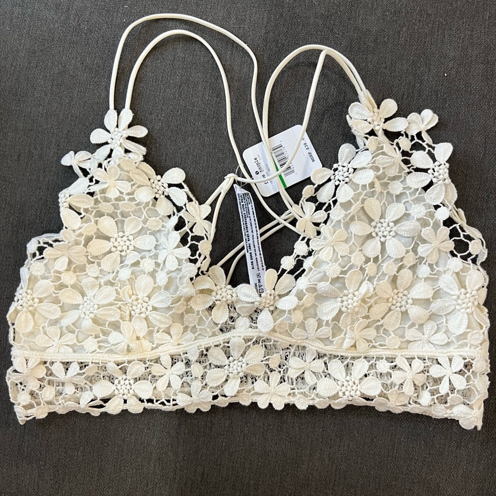 NWT Free People Lace Bralette